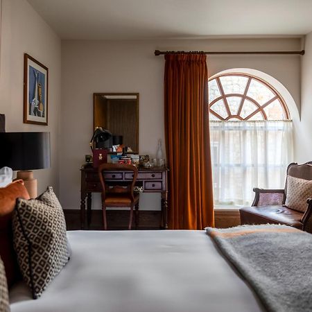 Teller'S Arms Hotell Farnham  Exteriör bild