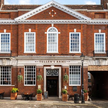 Teller'S Arms Hotell Farnham  Exteriör bild